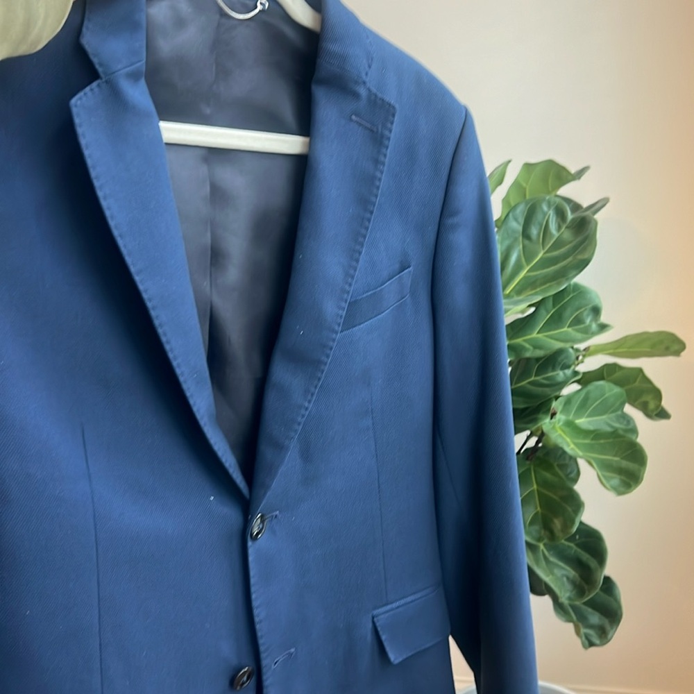 Zara Men’s blue suit. Jacket size 42r and pants 32x32
